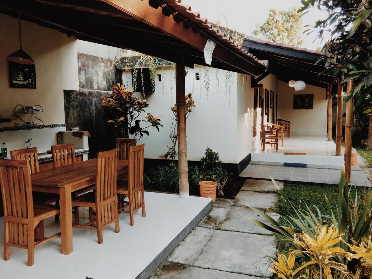 Honey Home Stay Canggu  Exterior photo